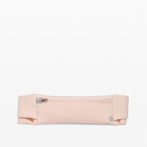 Lululemon Fast and Free Run Belt (Misty Shell)